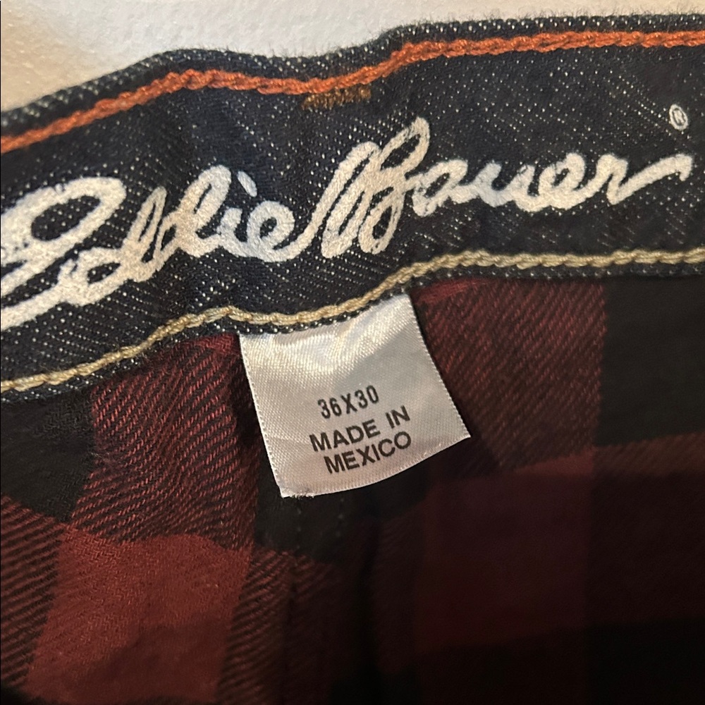 Eddie Bauer Men's Dark Blue Classic fit Straight leg Jeans - Picture 2 of 7